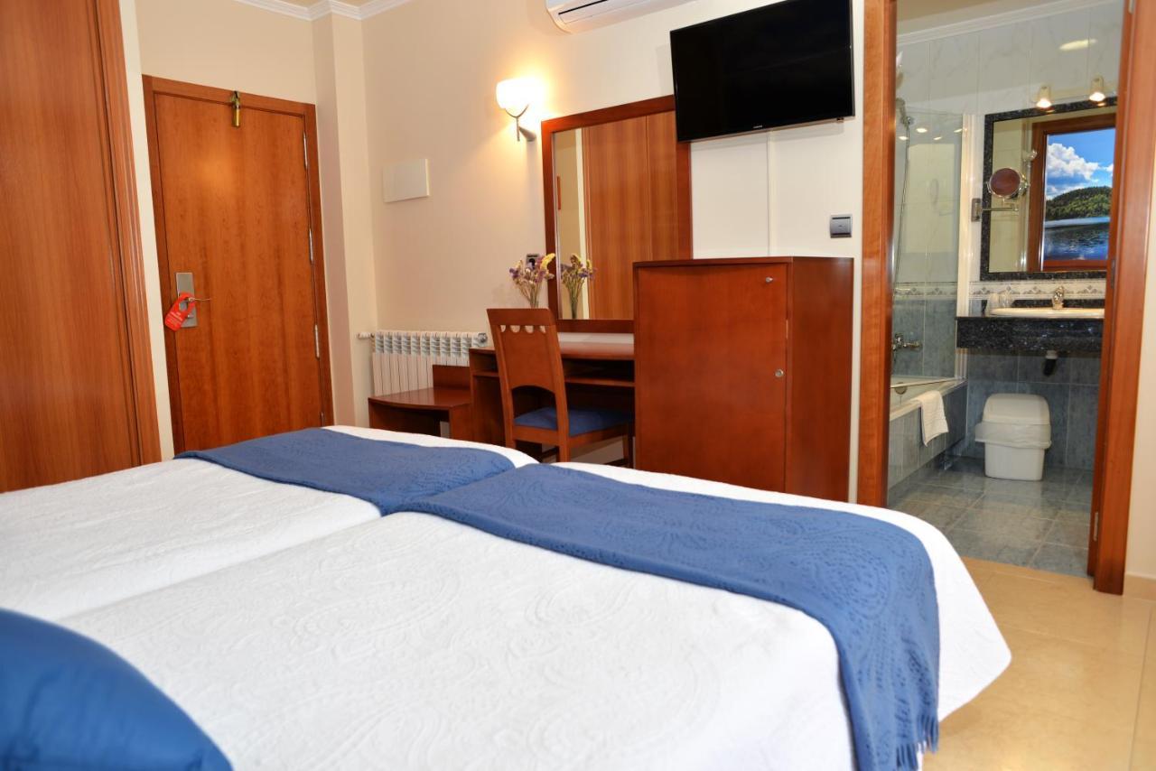 Hotel Portonovo Luaran gambar